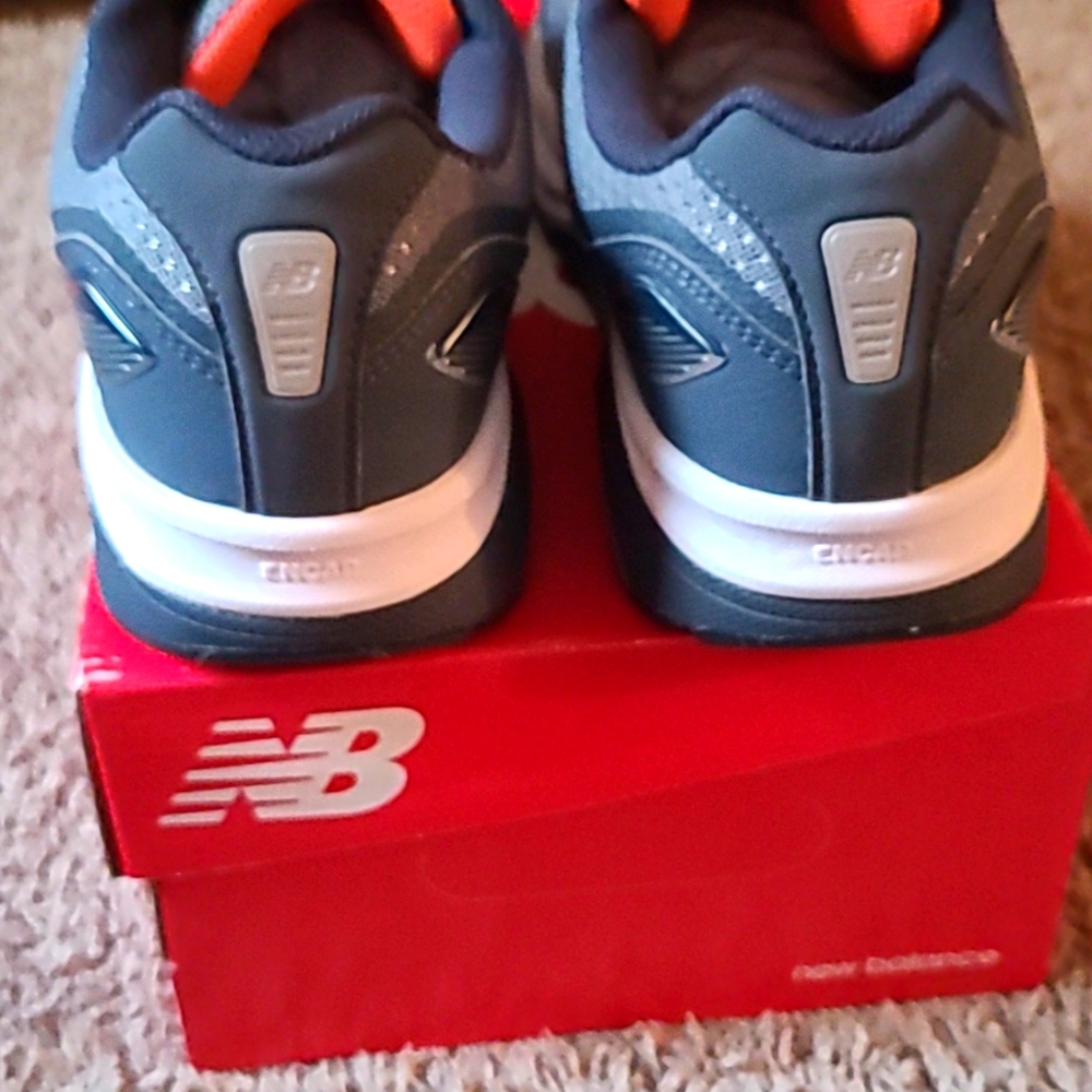 New Balance 1540v3 Woman's Gray Running Shoes.Size 10.5.,med width. - Picture 6 of 10